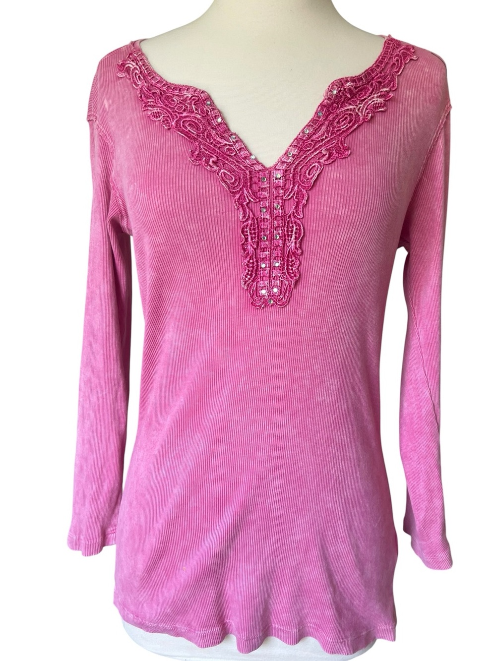 Y2K Taryn Taylor Ribbed Pink Stone Washed  Embellished V-Neck Top
